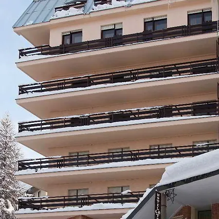 ホテル La Terrazza Oulx